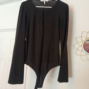 BCBGeneration Black Bell Sleeve Keyhole Bodysuit Long Sleeve Medium